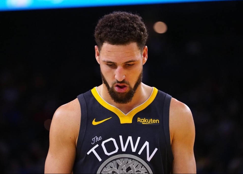 拉在他的首 拉在他的首