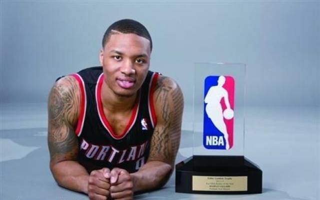 在对阵狼队 在对阵狼队