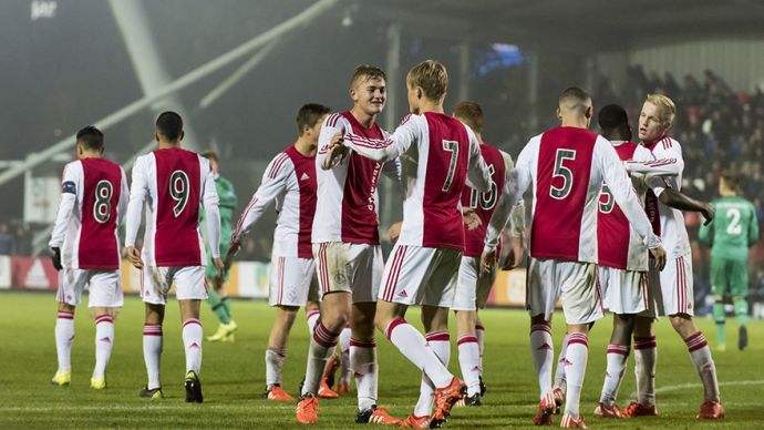 坛的顶尖行 坛的顶尖行