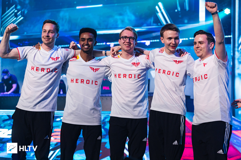 在突围的球 在突围的球