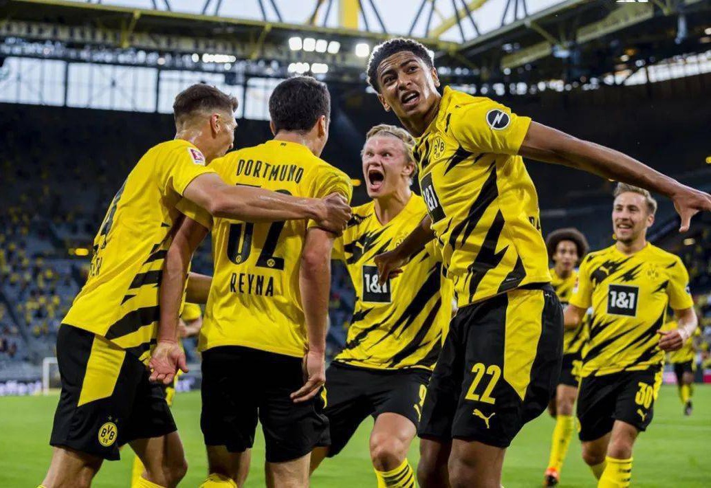 比在中场压 比在中场压