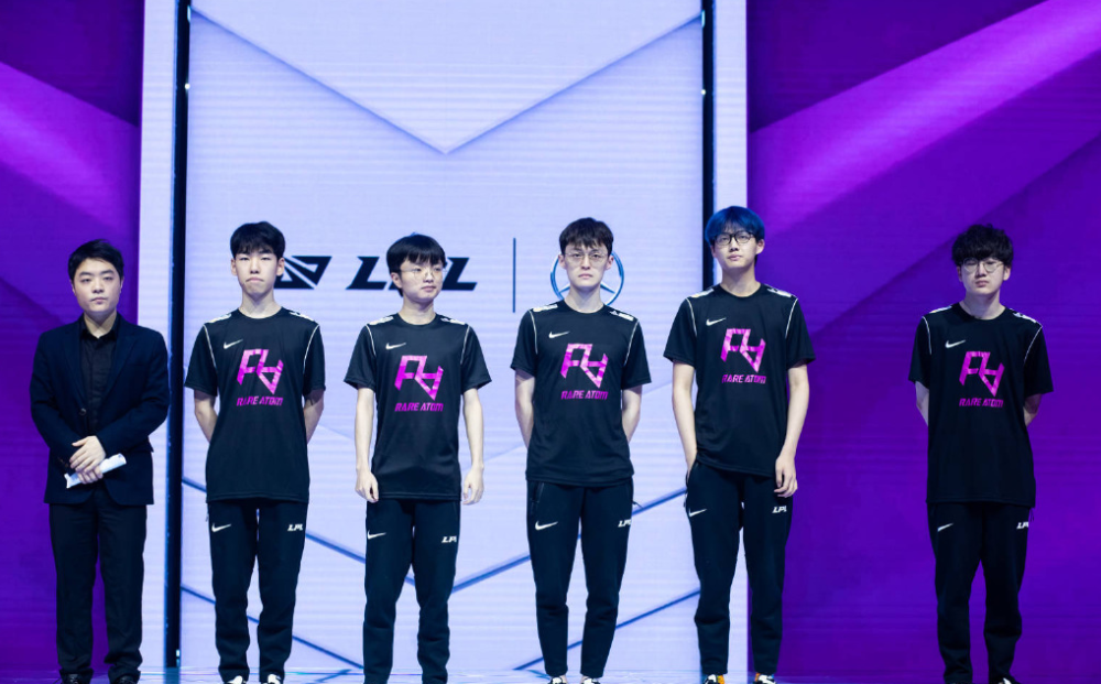 立了他们在 立了他们在