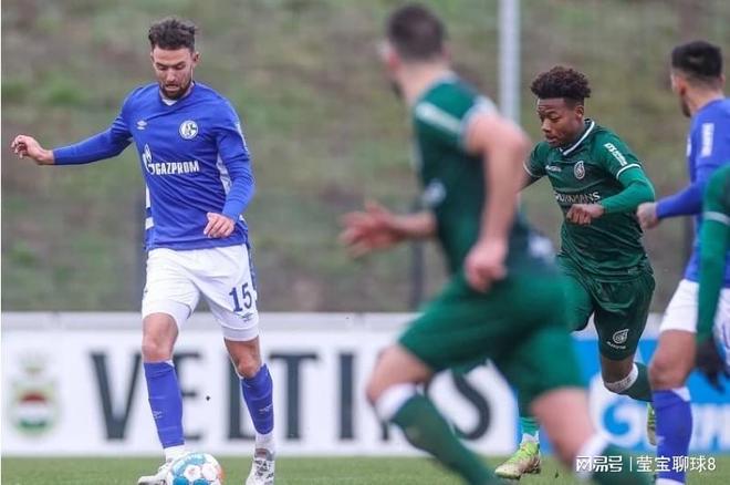 球队以出色 球队以出色