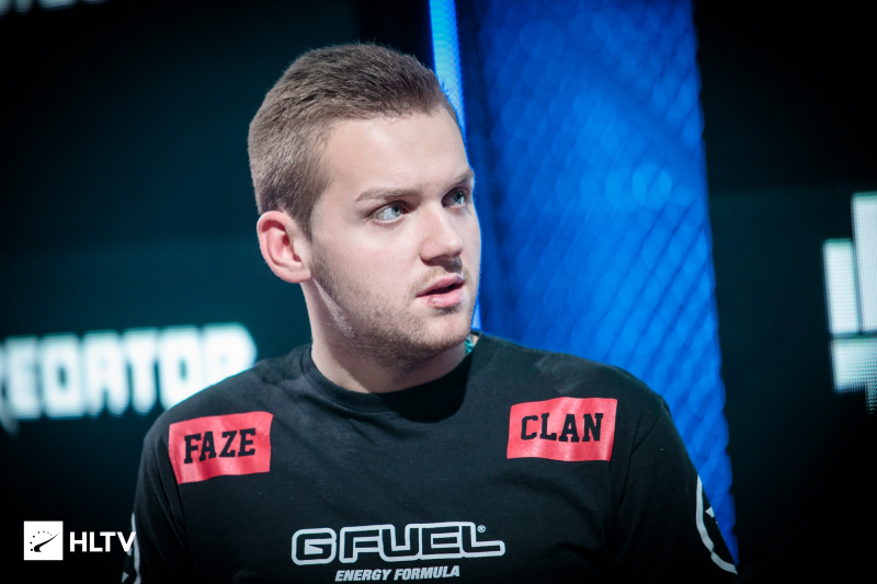 割战场的枢 割战场的枢